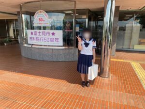 市役所へ取材に行った生徒